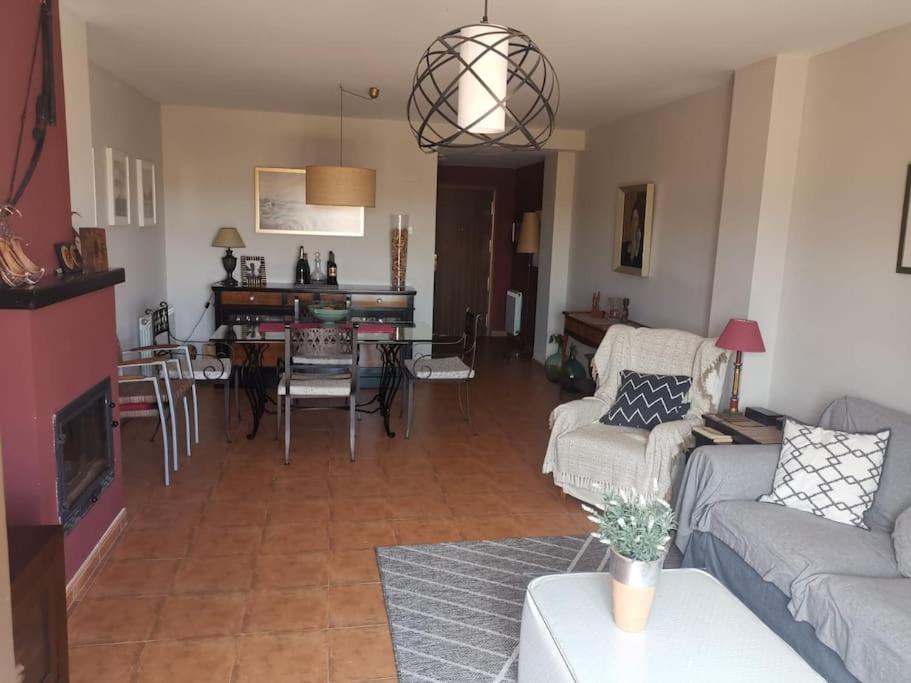 Estancia Con Jardin Entre Golf Y Monte - Cerca Logrono Sojuela Exterior foto
